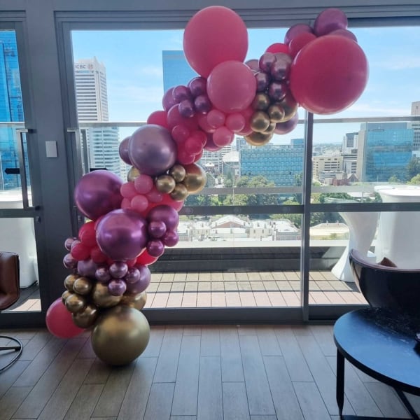 A balloon garland at the 18 Knots Rooftop Bar by Hilton Perth Northbridge.