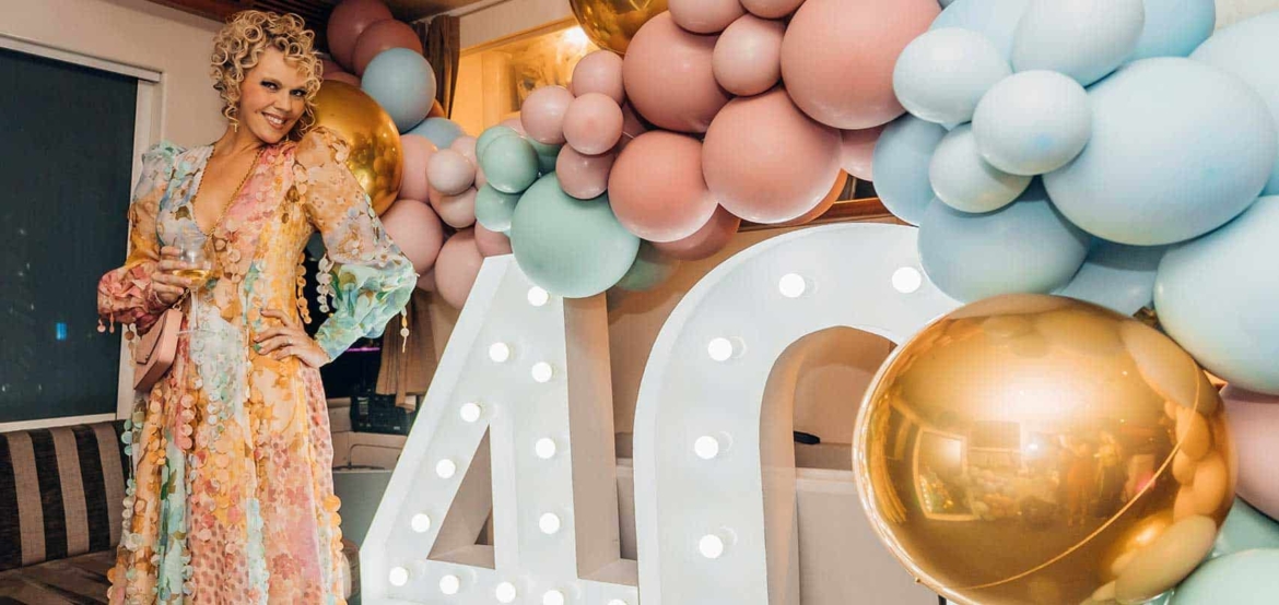 hire-balloon-garland.jpg