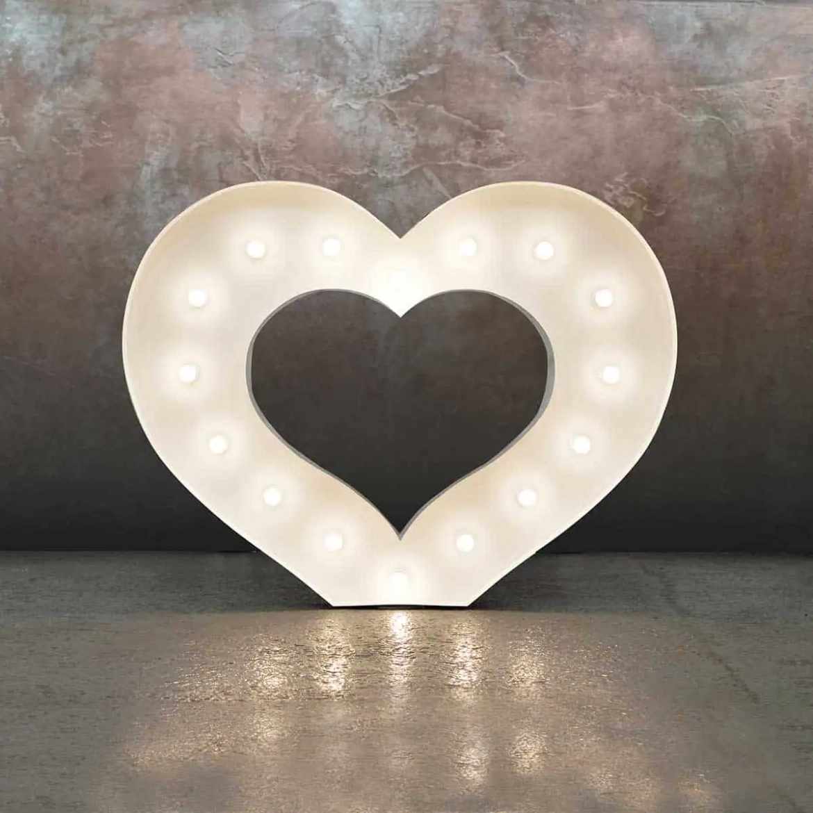 Giant-light-up-heart-white.webp